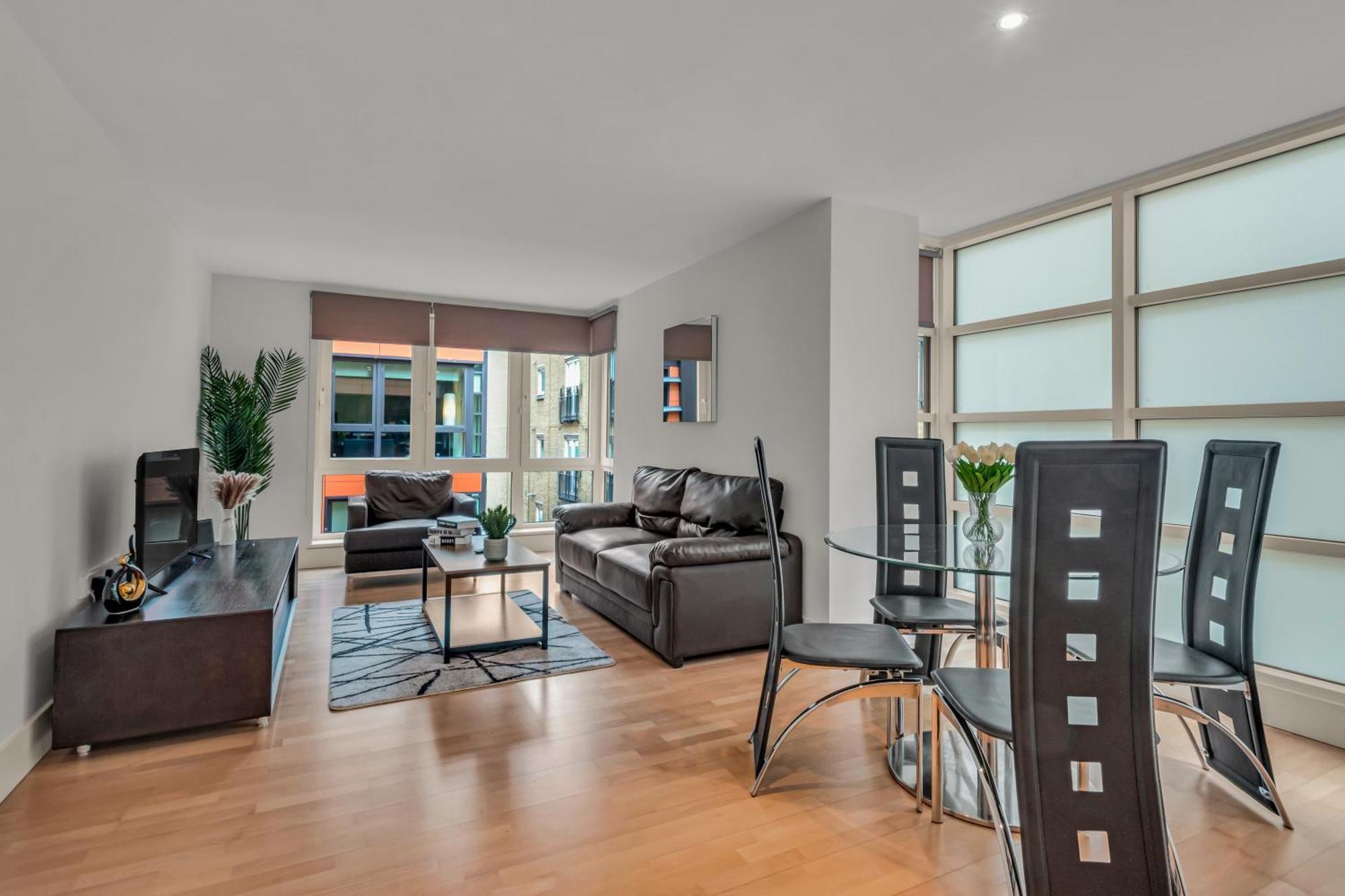 Mysquare One Bedroom Serviced Apartment Near St Paul'S Blackfriars London Eksteriør billede
