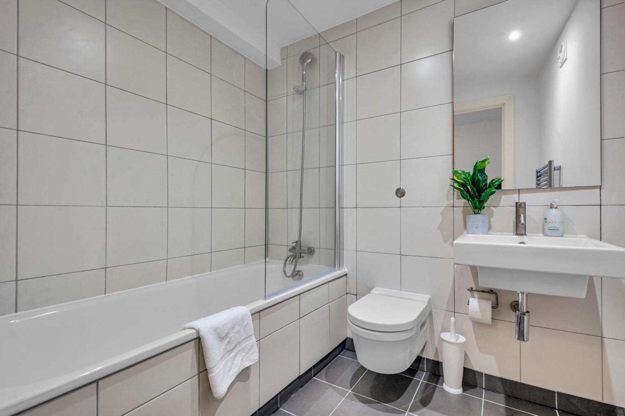 Mysquare One Bedroom Serviced Apartment Near St Paul'S Blackfriars London Eksteriør billede