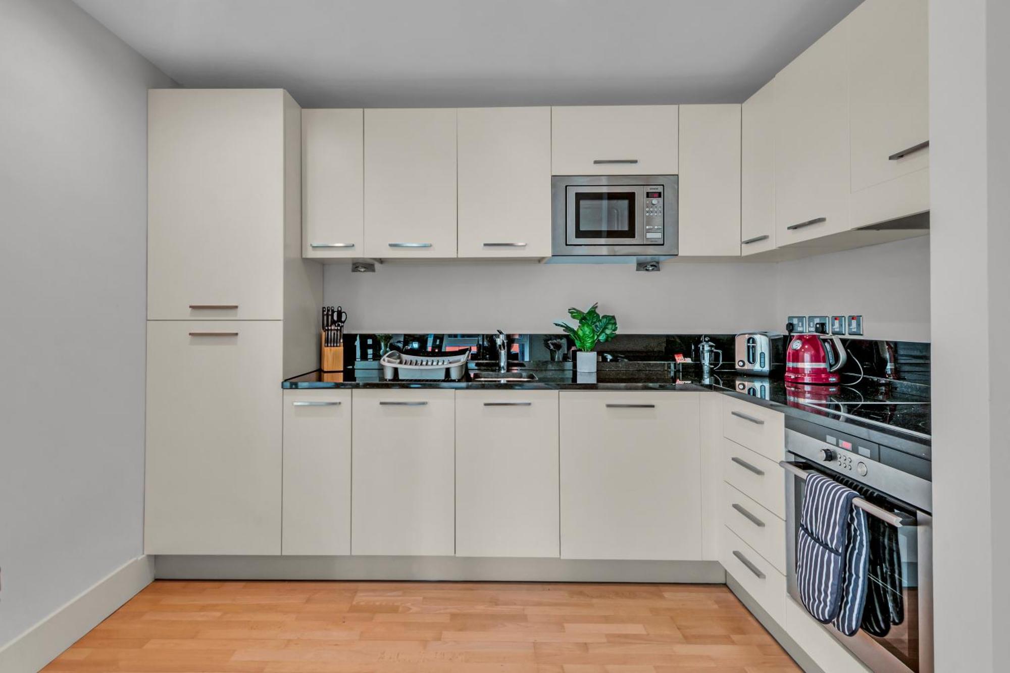 Mysquare One Bedroom Serviced Apartment Near St Paul'S Blackfriars London Eksteriør billede