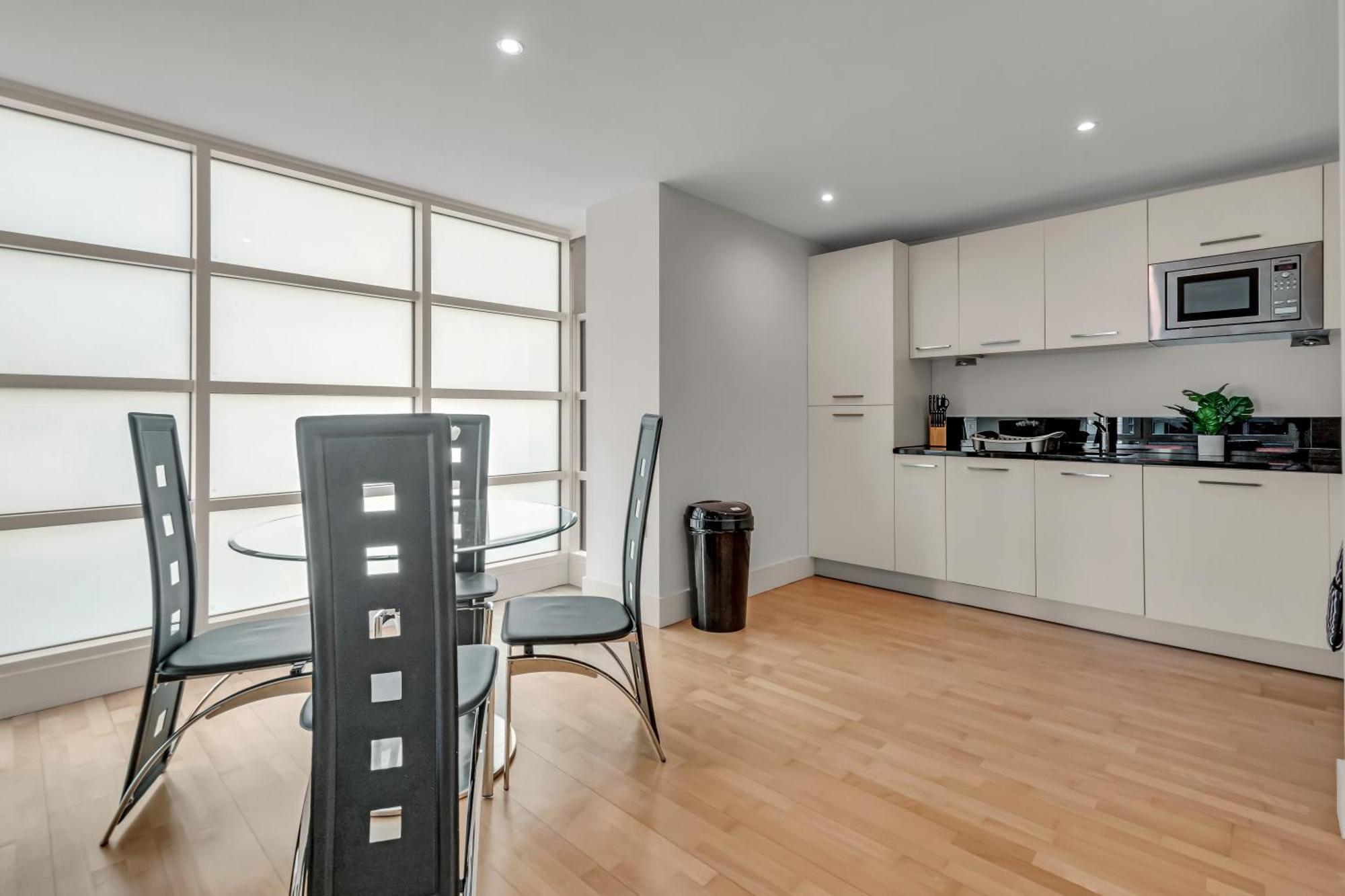 Mysquare One Bedroom Serviced Apartment Near St Paul'S Blackfriars London Eksteriør billede