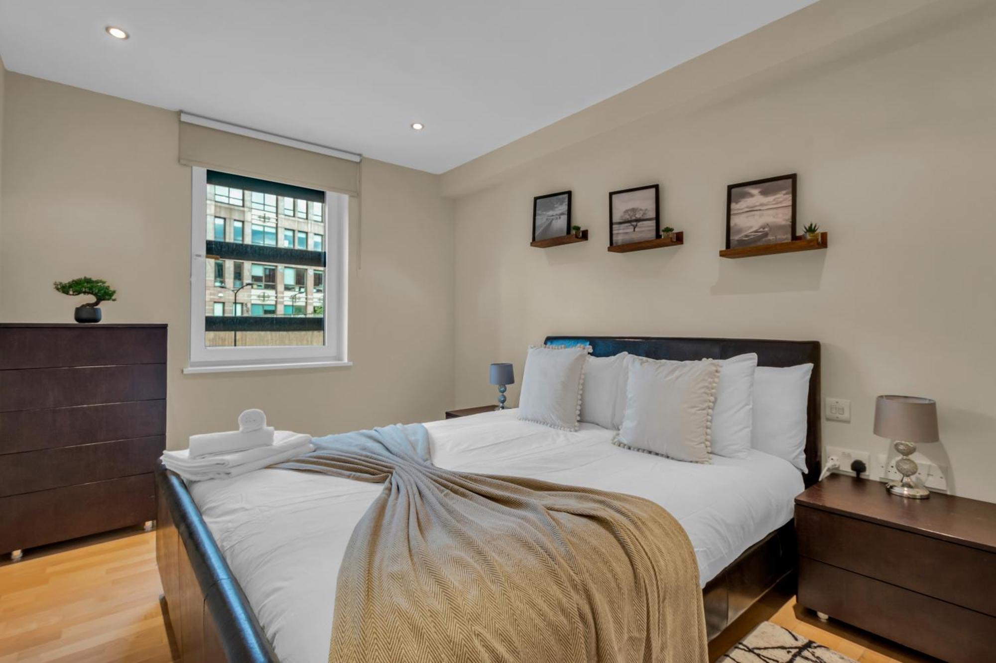 Mysquare One Bedroom Serviced Apartment Near St Paul'S Blackfriars London Eksteriør billede