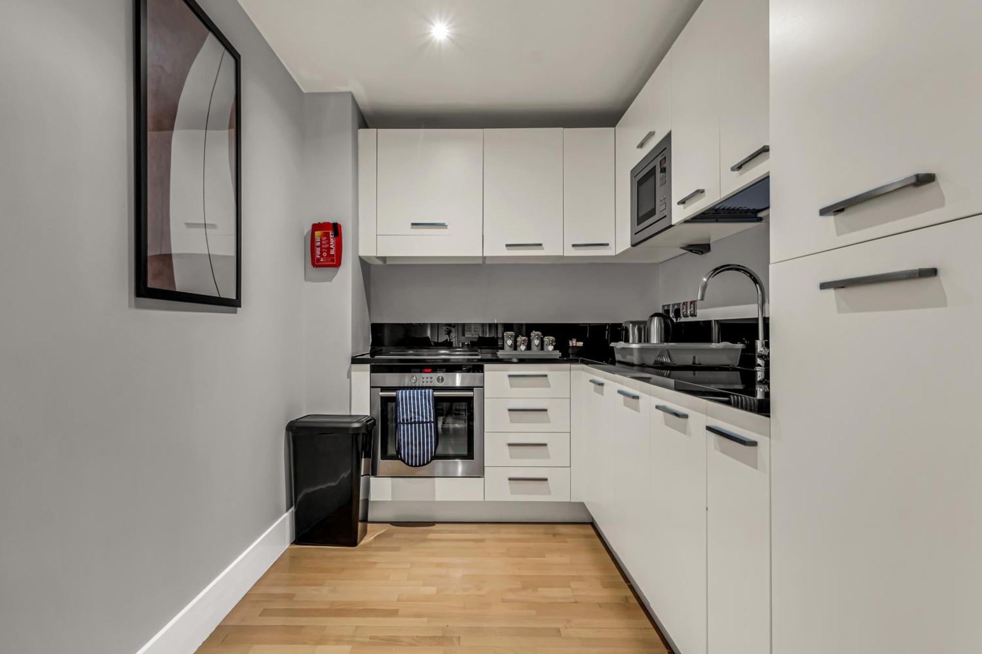 Mysquare One Bedroom Serviced Apartment Near St Paul'S Blackfriars London Eksteriør billede