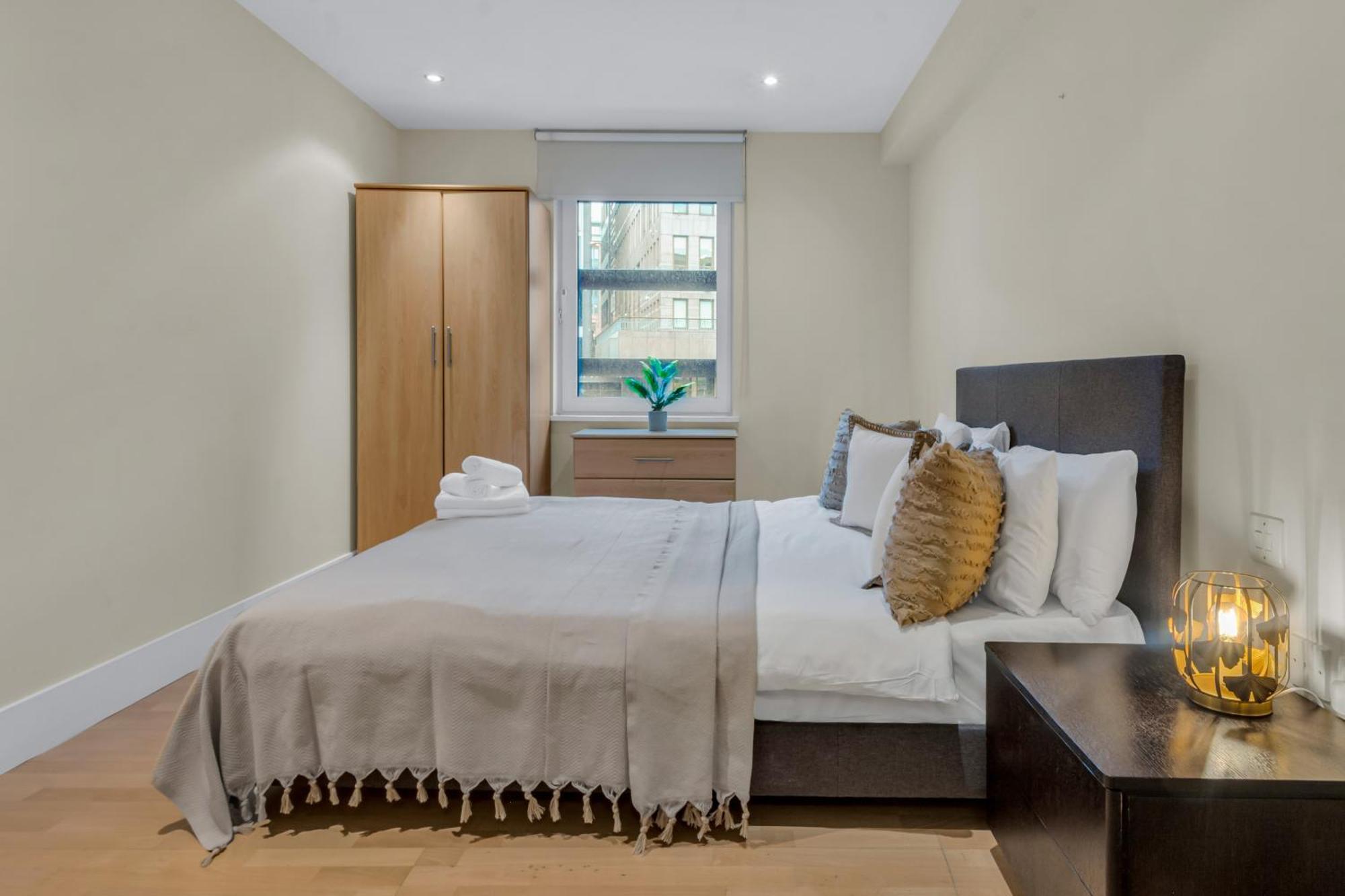 Mysquare One Bedroom Serviced Apartment Near St Paul'S Blackfriars London Eksteriør billede